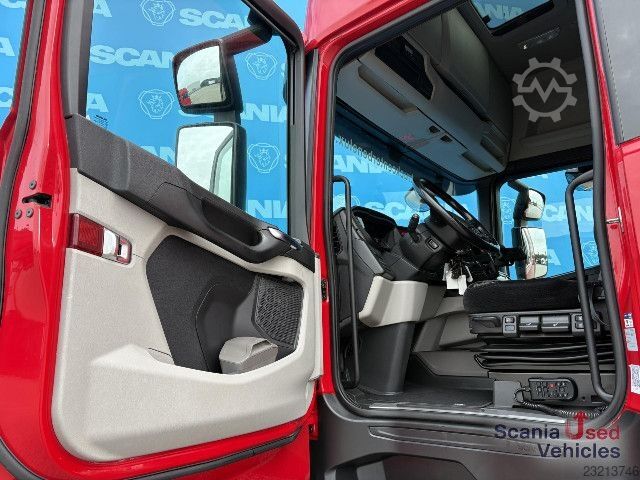 標準トラクターユニット Scania R 460 A6x2/4NA RETARDER P-AIRCO PTO S2 VECTO 3