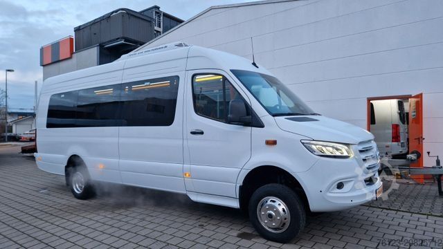 Miniautocarro MERCEDES-BENZ 519 Allrad 4 x 4 Vorlauffahrzeug GSR2