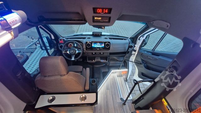 Miniautocarro MERCEDES-BENZ 519  Allrad 4 x 4 Vorlauffahrzeug  GSR2