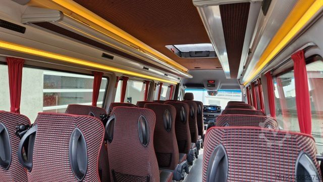 Minibus MERCEDES-BENZ 517 Lord Comfort XXL Lagerfahrzeug 23 SS