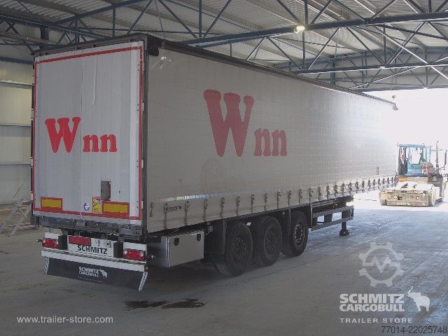Åpen semitrailer med presenning Schmitz Cargobull Curtainsider Coil