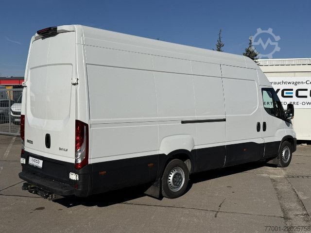 Varebil IVECO 35S18HA8 V/P H3-MAXI / LED / AHK / Webasto