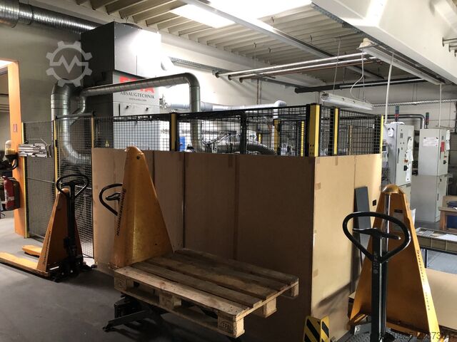 Robô industrial Yaskawa DX100