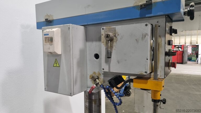 Säulenbohrmaschine ZMM Mashstroy  Bulgarien PMC 40 Säulenbohrmaschine