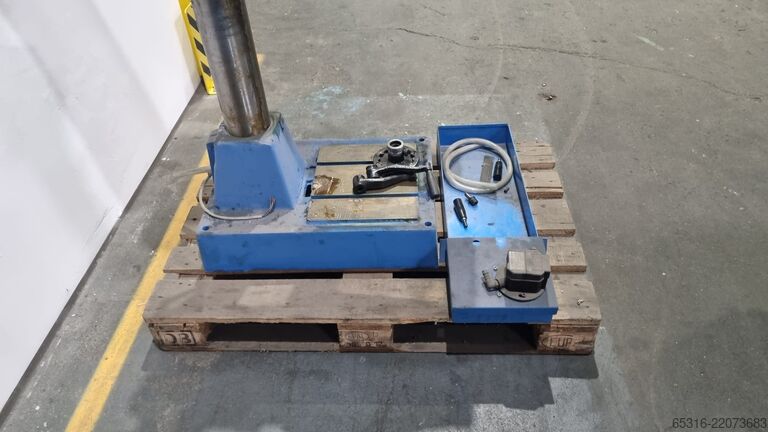 Säulenbohrmaschine ZMM Mashstroy  Bulgarien PMC 40 Säulenbohrmaschine