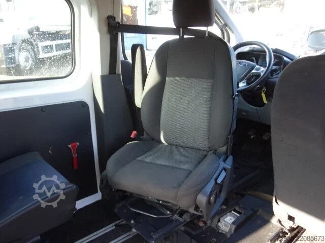 Перевезення інвалідних візків Ford Transit Custom 2,2tdci