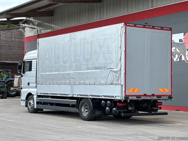 Xe tải thùng bạt sàn phẳng MAN TGX 18.430 4x2 LL Plane & EDSCHA/RETARDER/NAVI/