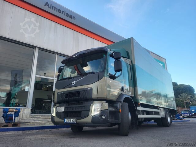 Camión Paquetero Volvo FE280