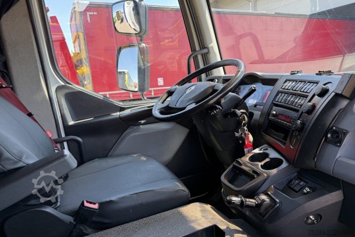Standard dragbil Renault D10.240 4x2 / Swiss-Vehicle