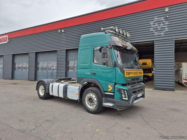стандартний тягач Volvo FMX