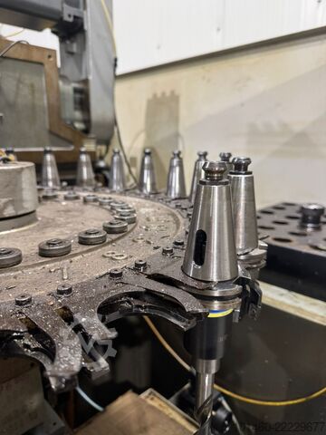Universal machining center Deckel Maho DMU 80