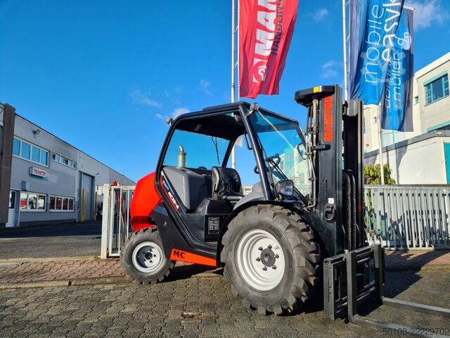 Xe nâng địa hình Manitou MC 25-4 ST5B S1 Buggy