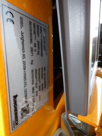 Electric 3-wheel forklift Jungheinrich EFG 220