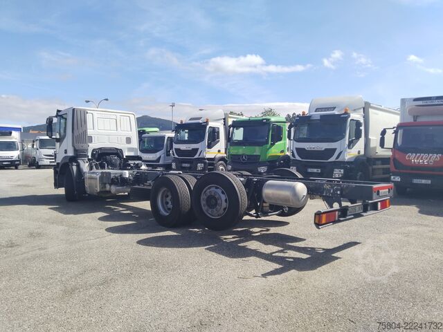 Xe tải hoán đổi thùng Iveco AD260SY/FS-CM