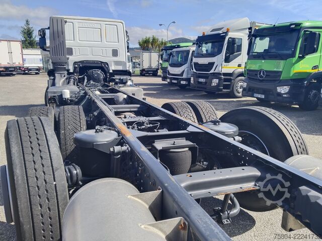 Xe tải hoán đổi thùng Iveco AD260SY/FS-CM