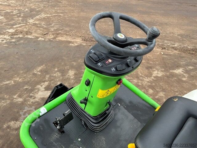 草刈機 Etesia Hydro 124D