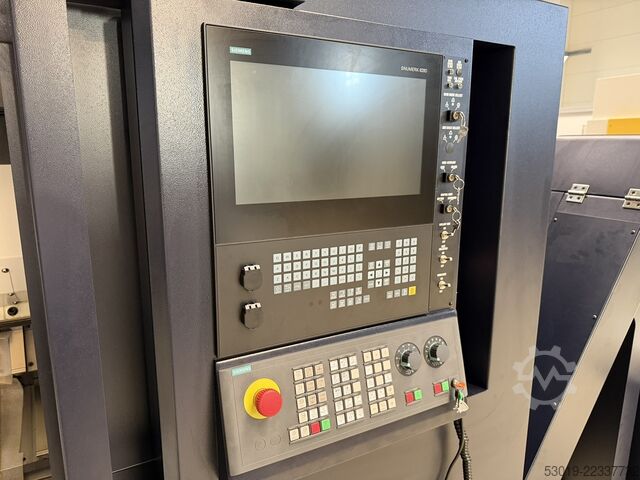 Tour CNC HWACHEON CUTEX 180BL YMC