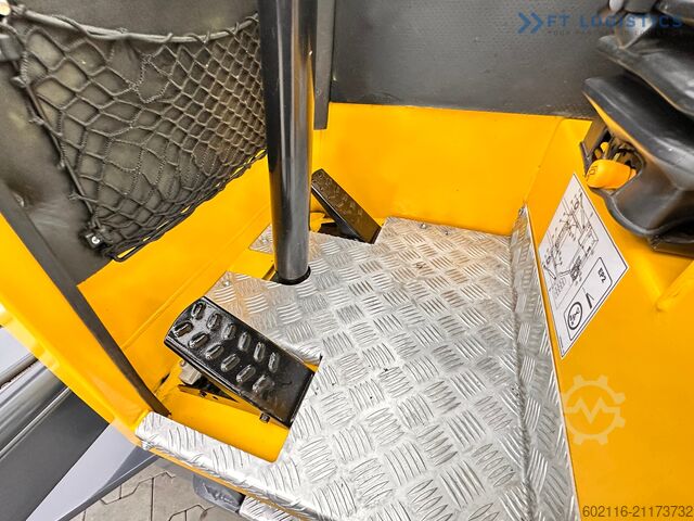 4 向叉车 Combilift C4500 / DUPLEX 4050MM DIESEL POSITIONER