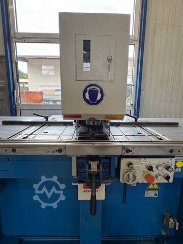 آلة تثقيب وقضم Boschert EccoLine 300