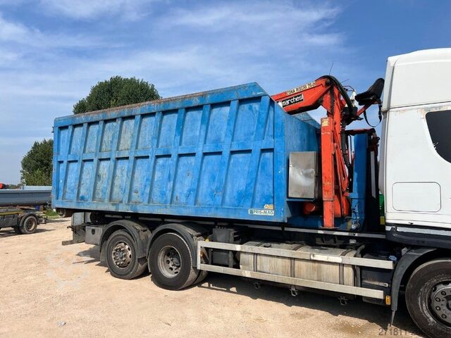 Abrollcontainer CONTAINER SCARRABILE USATO A CIELO APERTO CON GRU