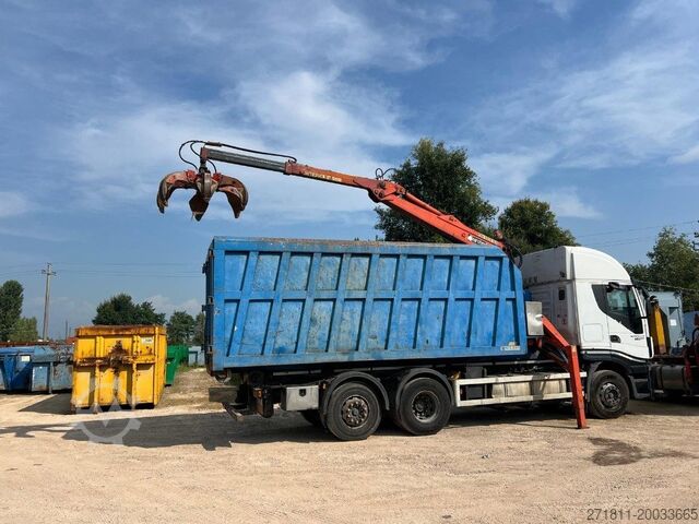 Abrollcontainer CONTAINER SCARRABILE USATO A CIELO APERTO CON GRU