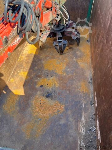 Kontejner sa kukom CONTAINER SCARRABILE USATO A CIELO APERTO CON GRU