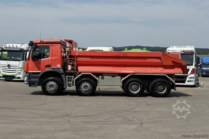 Camião basculante Mercedes-Benz Arocs 3243 8x4 Schwarzmüller / Swiss-Vehicle