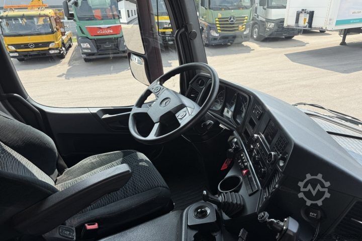 Kipper LKW Mercedes-Benz Arocs 3243 8x4 Schwarzmüller / Swiss-Vehicle