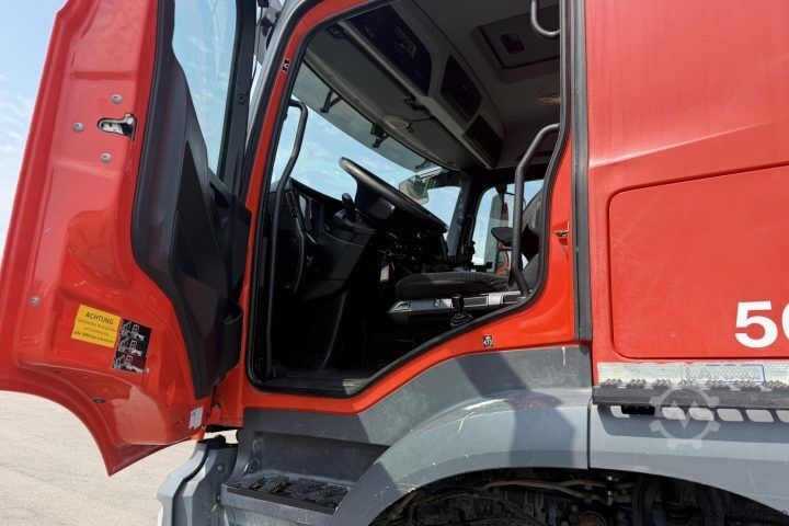 Kipper LKW Mercedes-Benz Arocs 3243 8x4 Schwarzmüller / Swiss-Vehicle