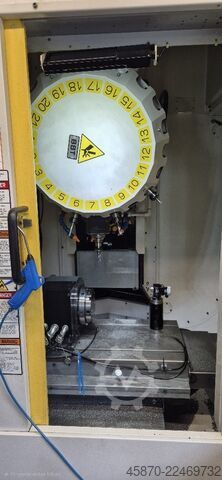ভার্টিক্যাল মেশিনিং সেন্টার Fanuc Robodrill D21MiA5