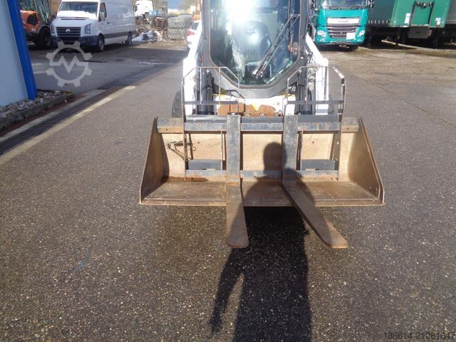 Wheel loader BOBCAT S450 Schaufeln + Gabeln