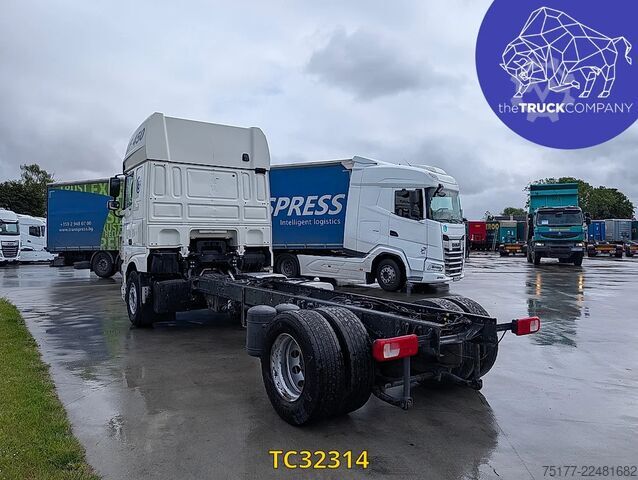 Chasis con cabina DAF XF 450