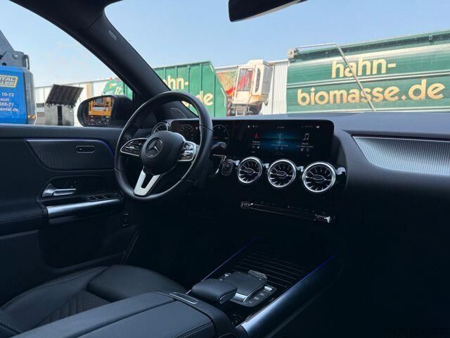  Mercedes-Benz EQA 300 4M Progressive+Ambiente+RFK+19AMG+TotW