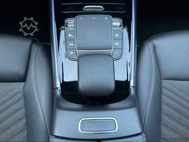  Mercedes-Benz EQA 300 4M Progressive+Ambiente+RFK+19AMG+TotW