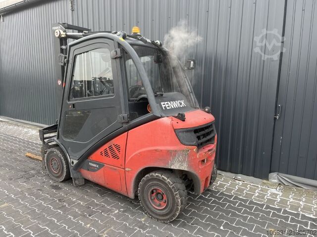 Xe nâng LPG Linde H25T-02