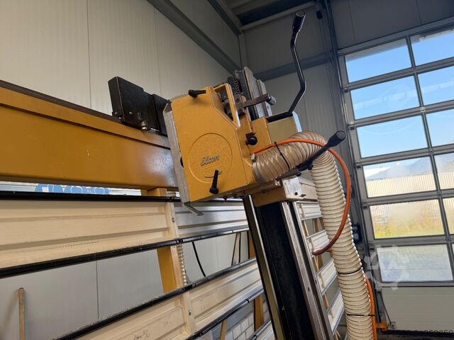 Panel fűrész Elcon 