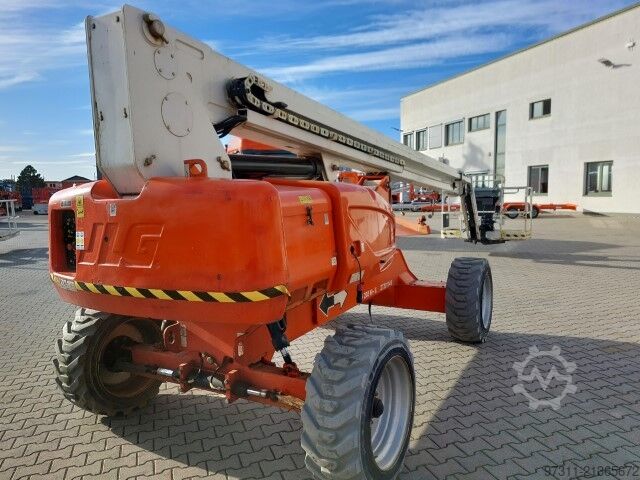  JLG E600JP