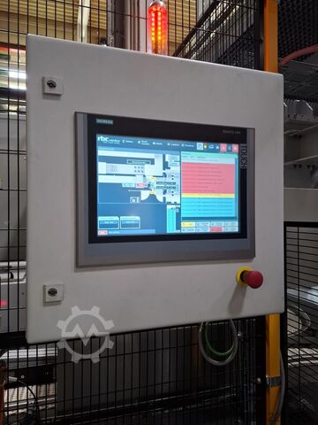 نظام بوابة روبوتية مزود بخمسة روبوتات KUKA KR 16 R2010-2