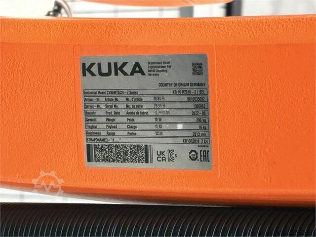 نظام بوابة روبوتية مزود بخمسة روبوتات KUKA KR 16 R2010-2