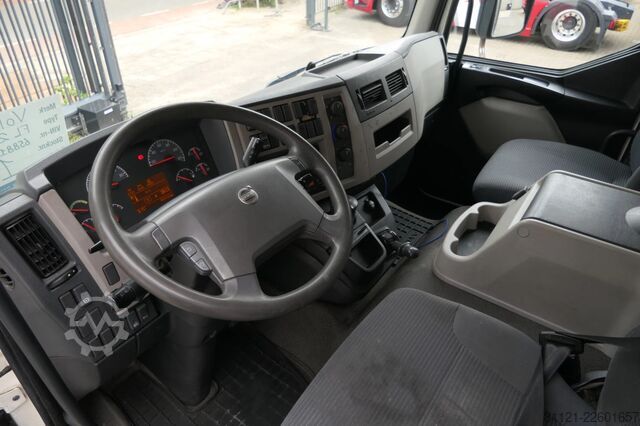 Hladnjača i zamrznuti transport Volvo FL 240 | Carrier SUPRA 950Mt / Bi-temp | 3 Comp...