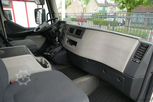 Hladnjača i zamrznuti transport Volvo FL 240 | Carrier SUPRA 950Mt / Bi-temp | 3 Comp...