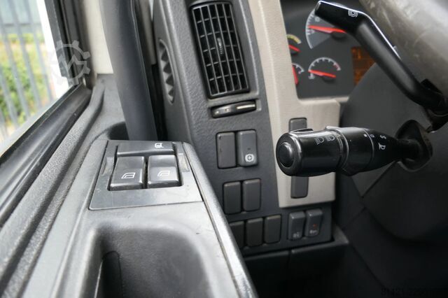 Kühl-/Tiefkühltransport Volvo FL 240 | Carrier SUPRA 950Mt / Bi-temp | 3 Comp...