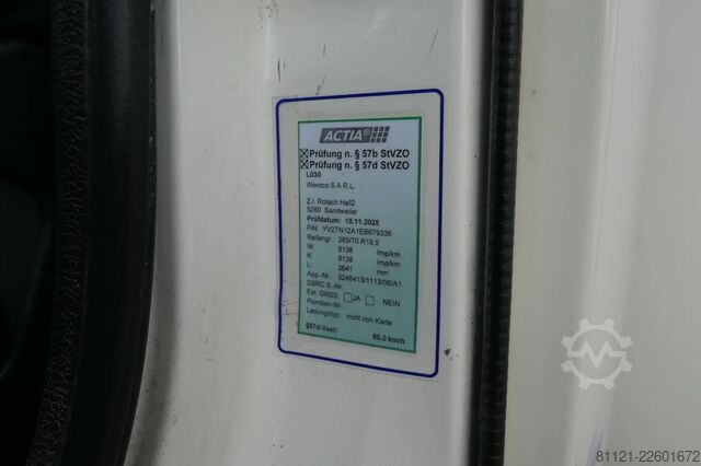 Pengangkutan dalam peti sejuk/beku Volvo FL 240 | Carrier SUPRA 950Mt / Bi-temp | 3 Comp...