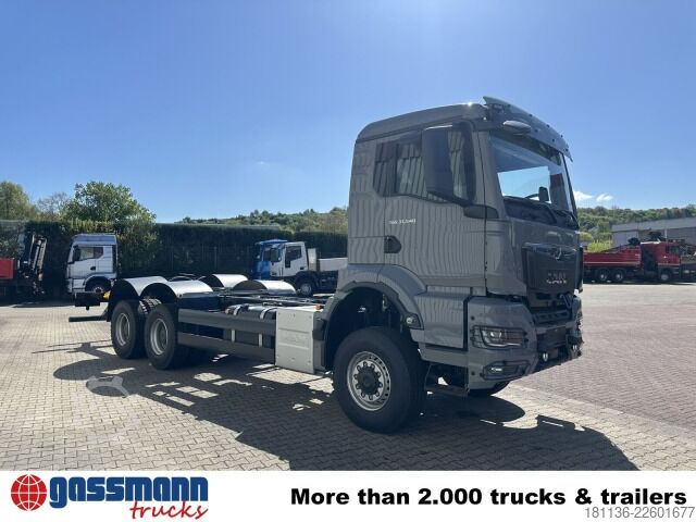 トラックシャーシ MAN TGS 33.540 6x6 BB CH, Intarder