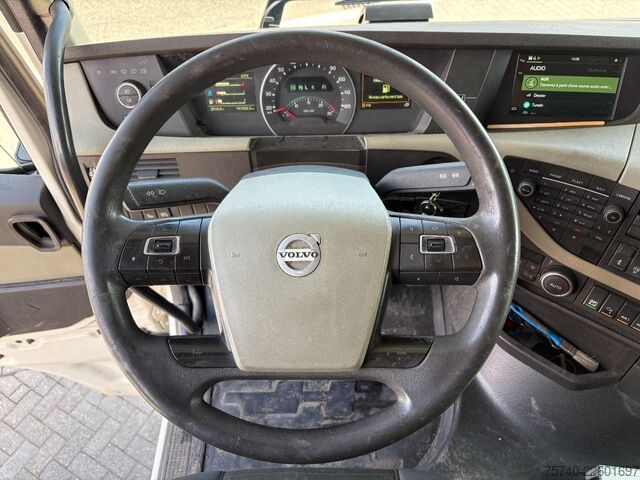 Autovedu kaubik Volvo FH 500 + HYDRAULISCHE PLATEAUS + LIER + REMOTE ...