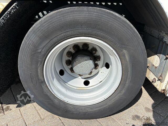 Furgon transport auto Volvo FH 500 + HYDRAULISCHE PLATEAUS + LIER + REMOTE ...