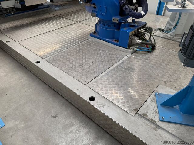 Industriell punktsveisecelle YASKAWA / NIMAK / RSP LASO Tech Systems