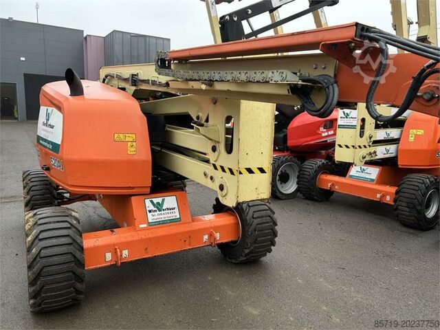 Leddbar teleskopisk arbeidsplattform JLG 520AJ (2633)