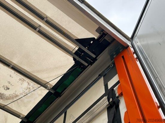 Åpen semitrailer med presenning BERGER SAPL 24 LTN LIGHT, 5730 KG, 1A LIFT, 3A GELENKT