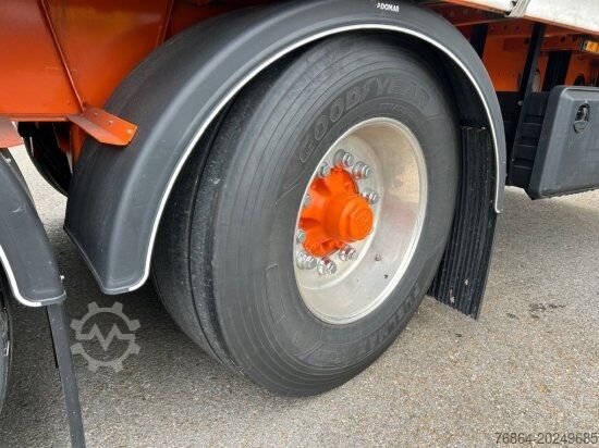 Åpen semitrailer med presenning BERGER SAPL 24 LTN LIGHT, 5730 KG, 1A LIFT, 3A GELENKT